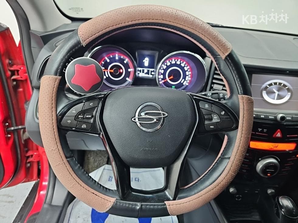 KG Mobility Tivoli Air2WD RX - 9
