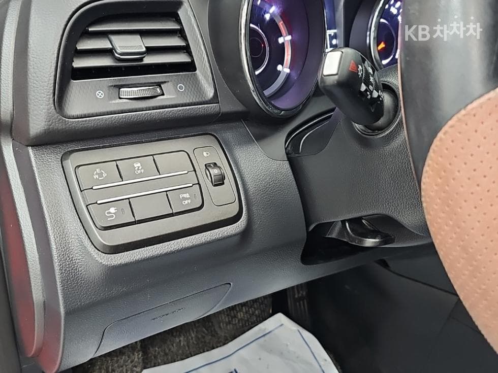 KG Mobility Tivoli Air2WD RX - 16