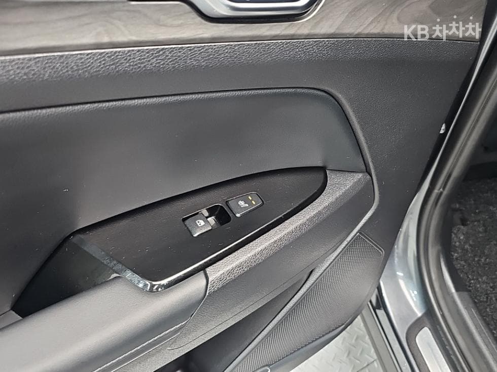 Kia The All New Sportage2.0 LPG 2WD 30th Edition - 13