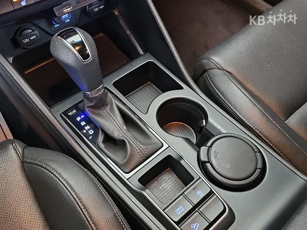 Хюндай All New ТуксонДизел(e-VGT UⅡ)1.7 2WD Стил - 8