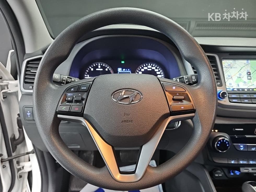Хюндай All New ТуксонДизел(e-VGT UⅡ)1.7 2WD Стил - 9