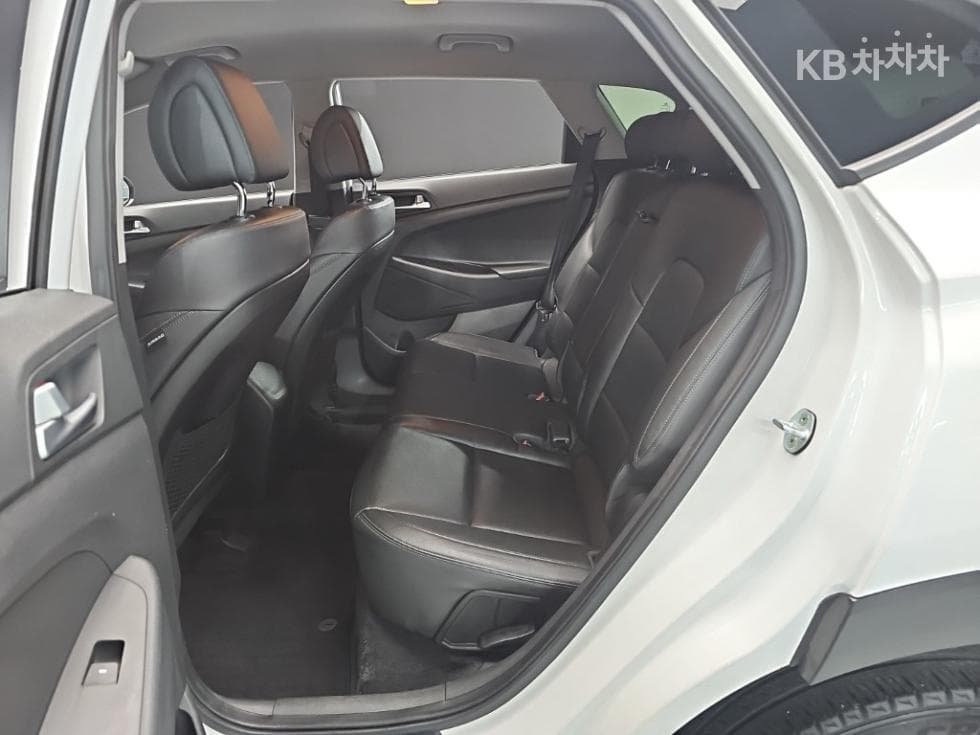 Хюндай All New ТуксонДизел(e-VGT UⅡ)1.7 2WD Стил - 12