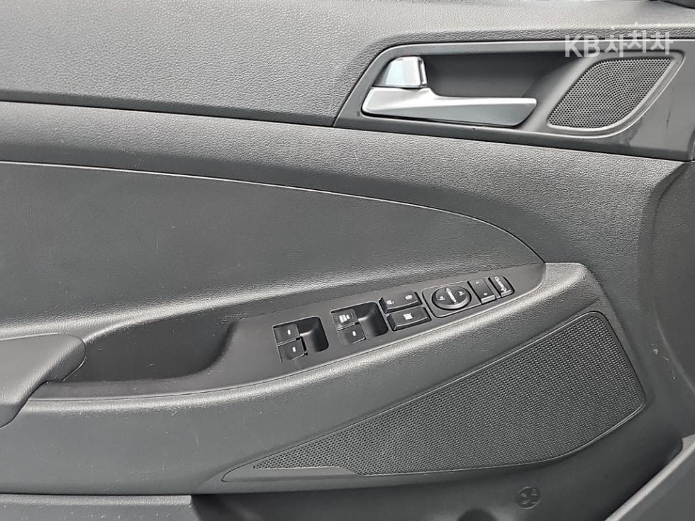 Хюндай All New ТуксонДизел(e-VGT UⅡ)1.7 2WD Стил - 15