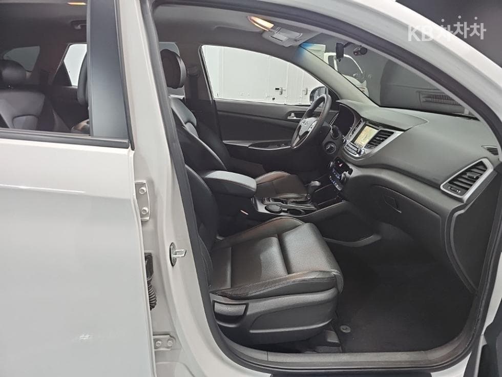 Хюндай All New ТуксонДизел(e-VGT UⅡ)1.7 2WD Стил - 19