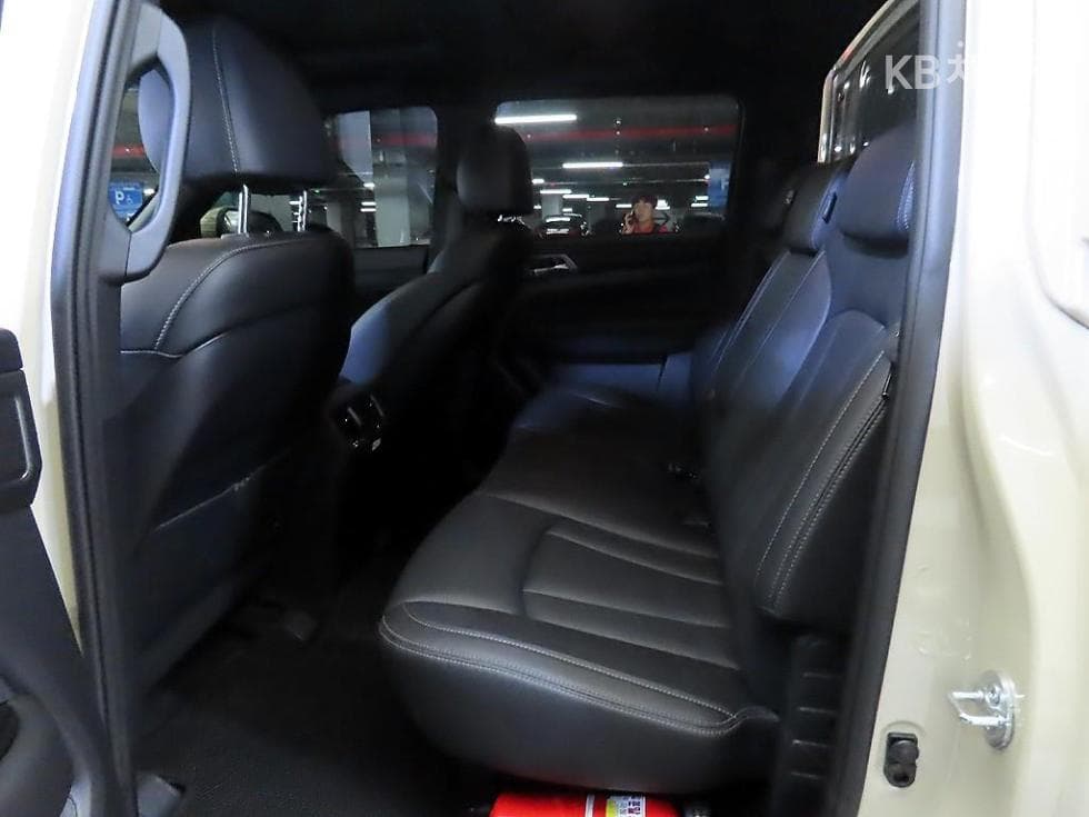 КейДжи Мобилити 무쏘스포츠(Q250)4x4 Престиж - 7