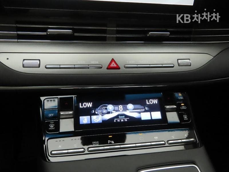 Hyundai The New (facelift) Grandeur (Azera)2.5 Exclusive - 9