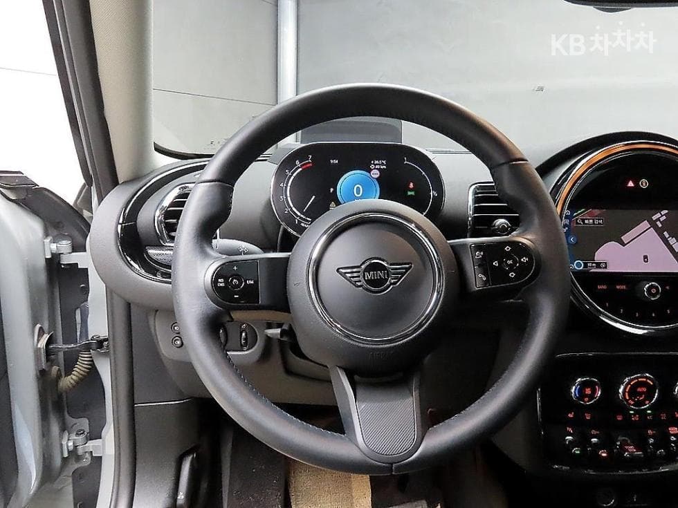 Мини 클럽맨 Второ поколение1.5 Cooper Classic Plus Lite - 8