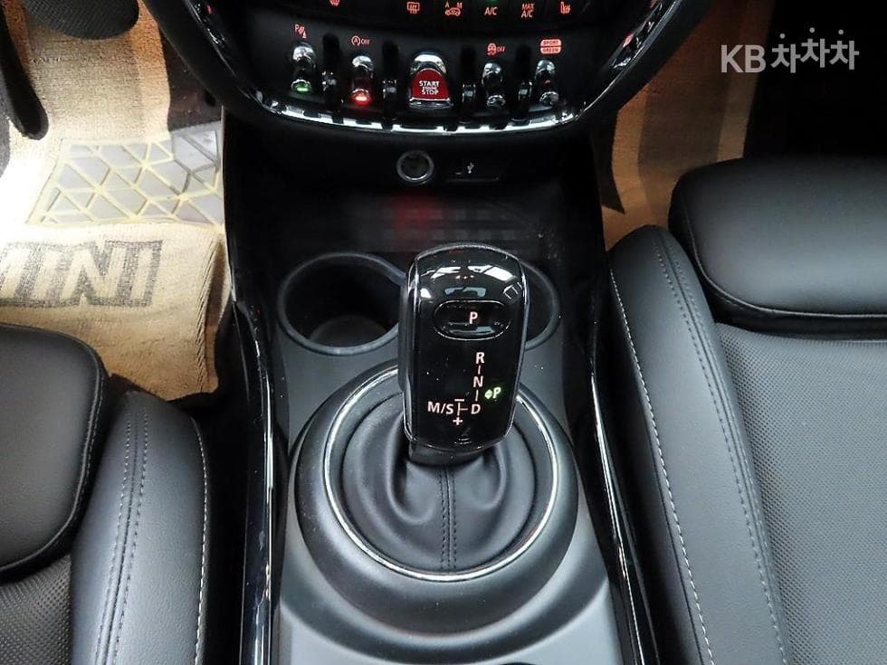 Мини 클럽맨 Второ поколение1.5 Cooper Classic Plus Lite - 10