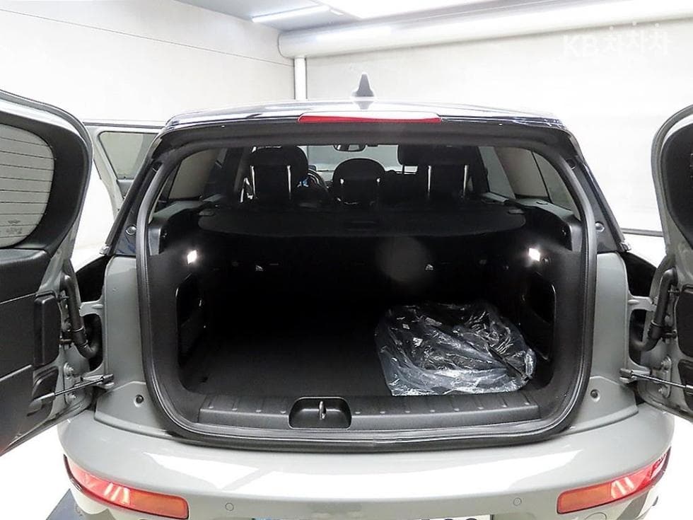 Мини 클럽맨 Второ поколение1.5 Cooper Classic Plus Lite - 18