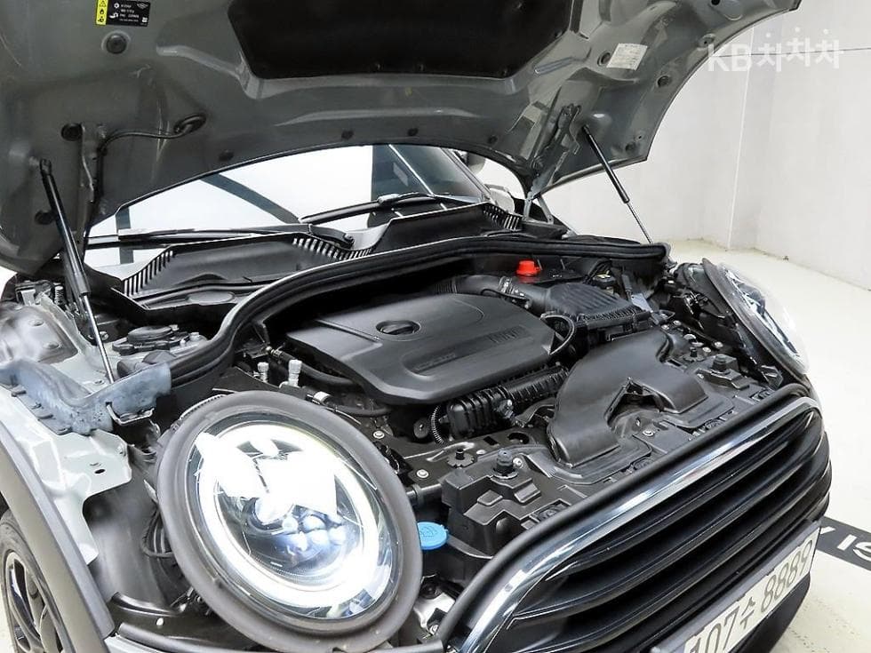 Мини 클럽맨 Второ поколение1.5 Cooper Classic Plus Lite - 19