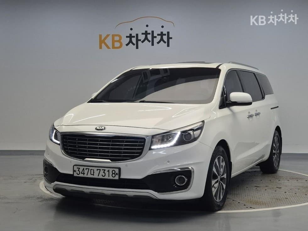 Kia All New Carnival 9-seater 2.2 Diesel Luxury - Image 1