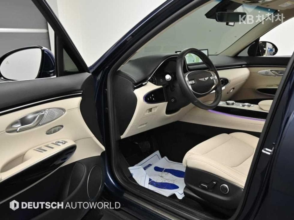 Дженезис GV70Бензин 2.5T 2WD - 11