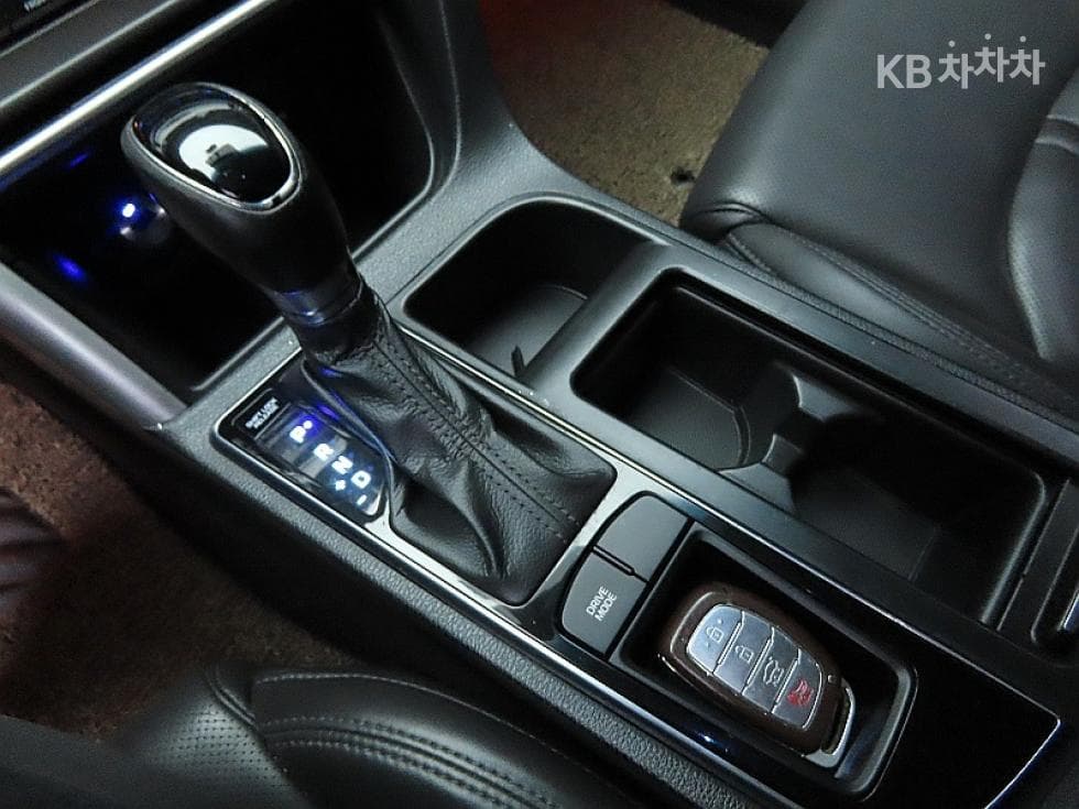 Hyundai Sonata LF2.0 Smart Standard - 9