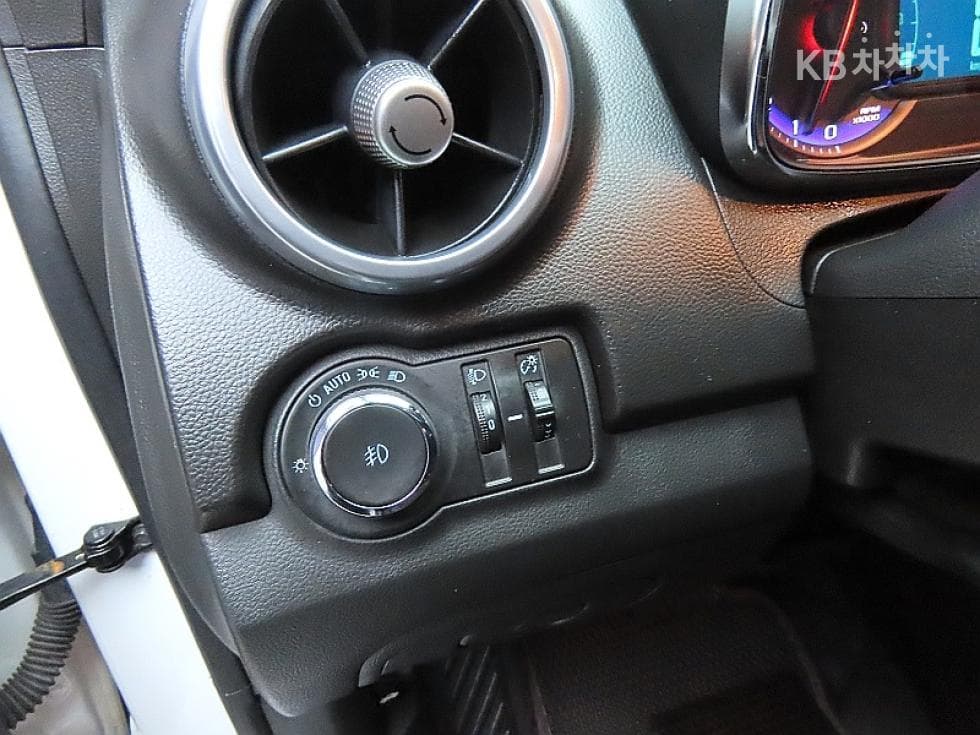 GM Korea Chevrolet Trax1.4 LTZ - 12