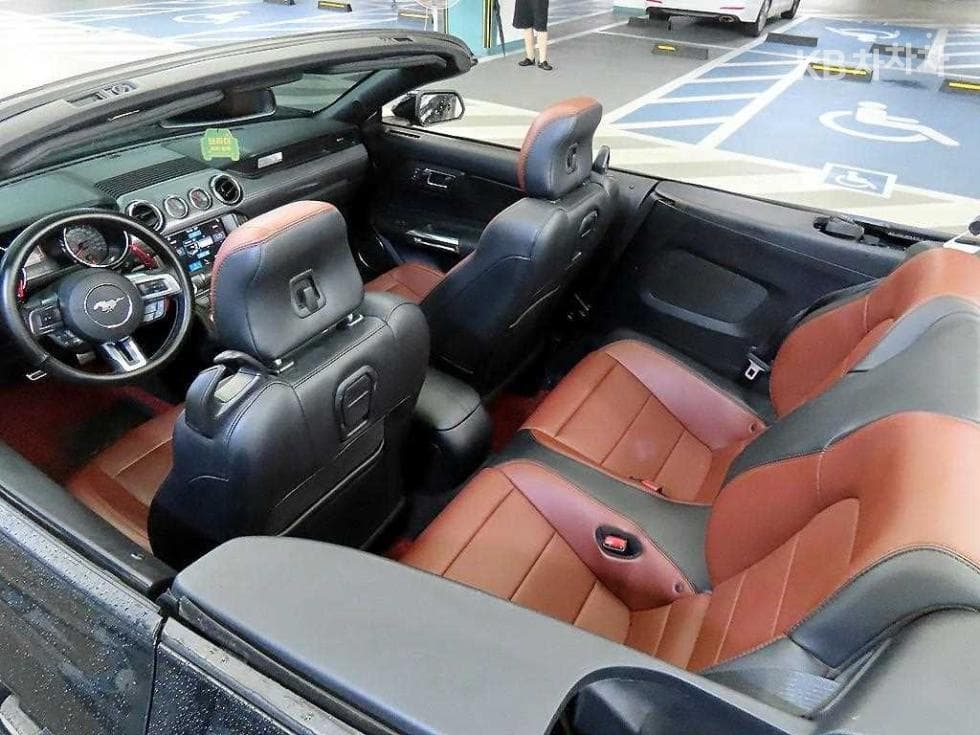 Ford 머스탱컨버티블 - 12