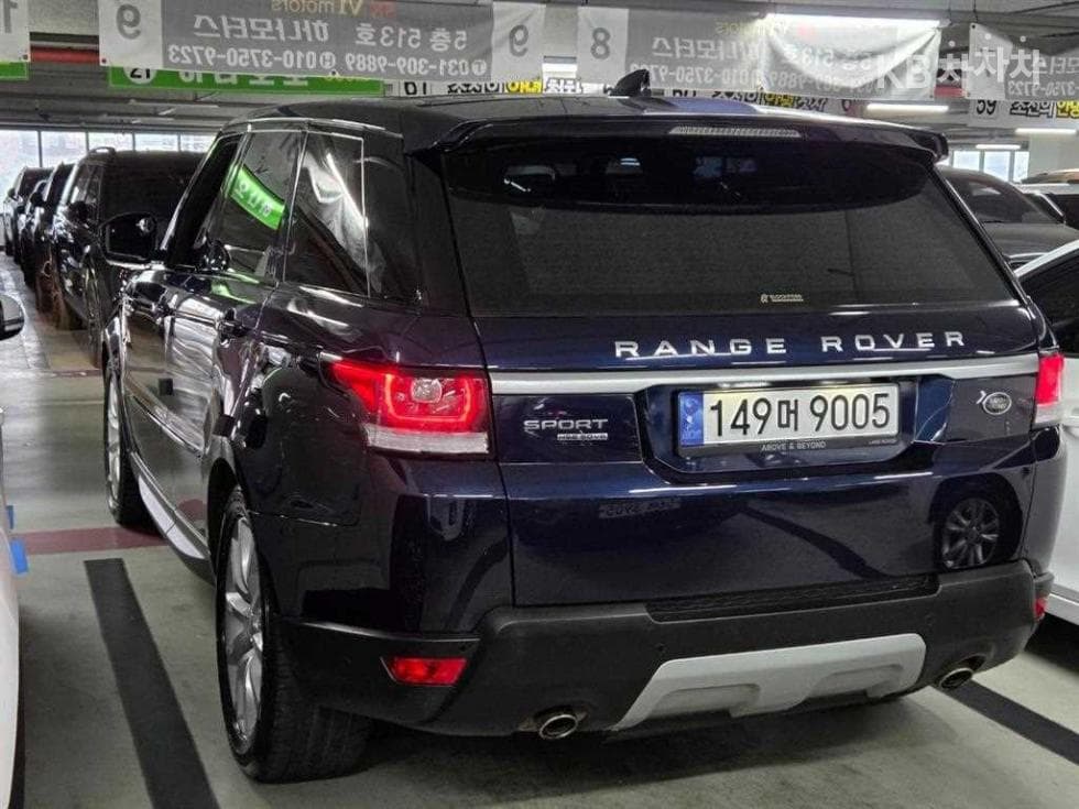 Land Rover New Range Rover Sport3.0 SDV6 HSE Dynamic - 6