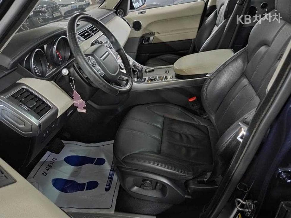Land Rover New Range Rover Sport3.0 SDV6 HSE Dynamic - 16