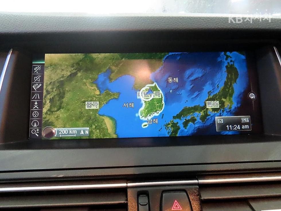 BMW Нов5 Серия520d M Air로Динамичен F10 - 14