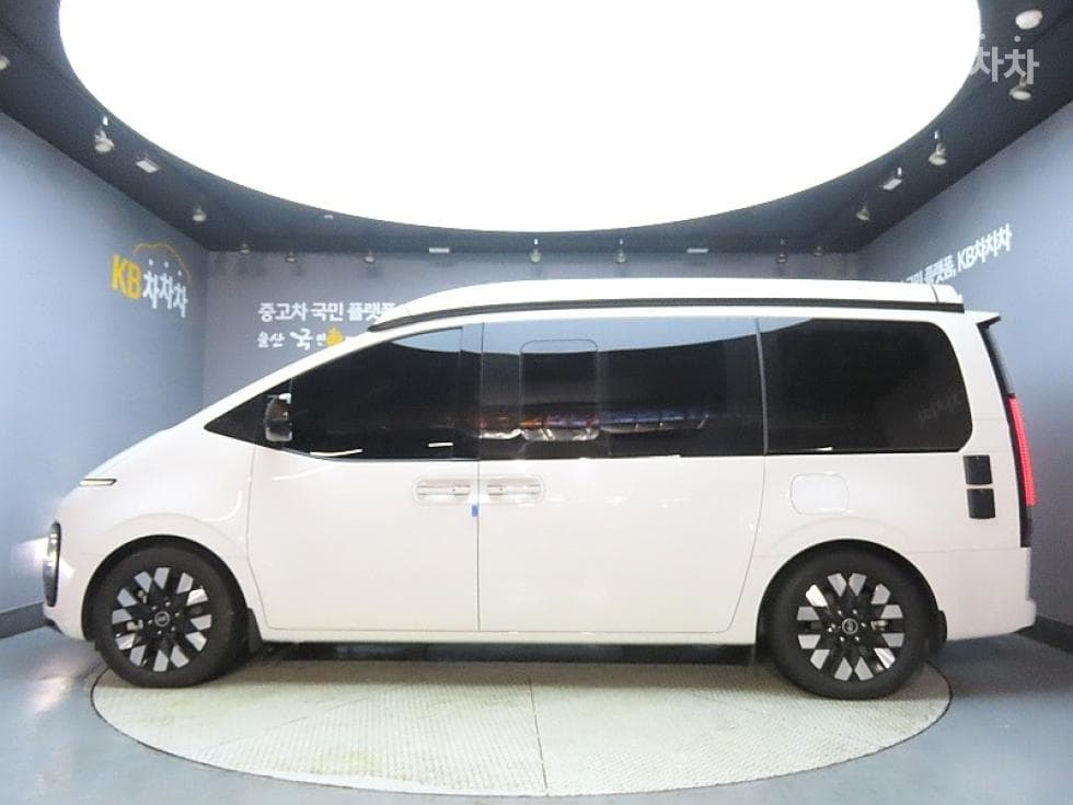 Хюндай Staria Lounge 캠퍼Camper 4 AWD Prestige - 5