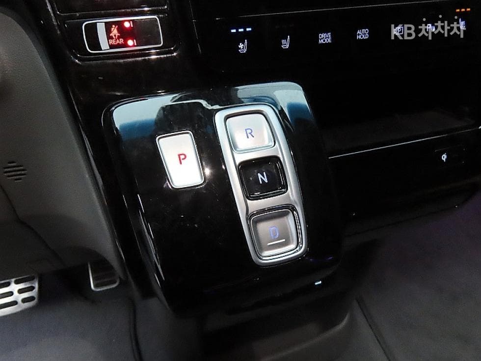 Хюндай Staria Lounge 캠퍼Camper 4 AWD Prestige - 9