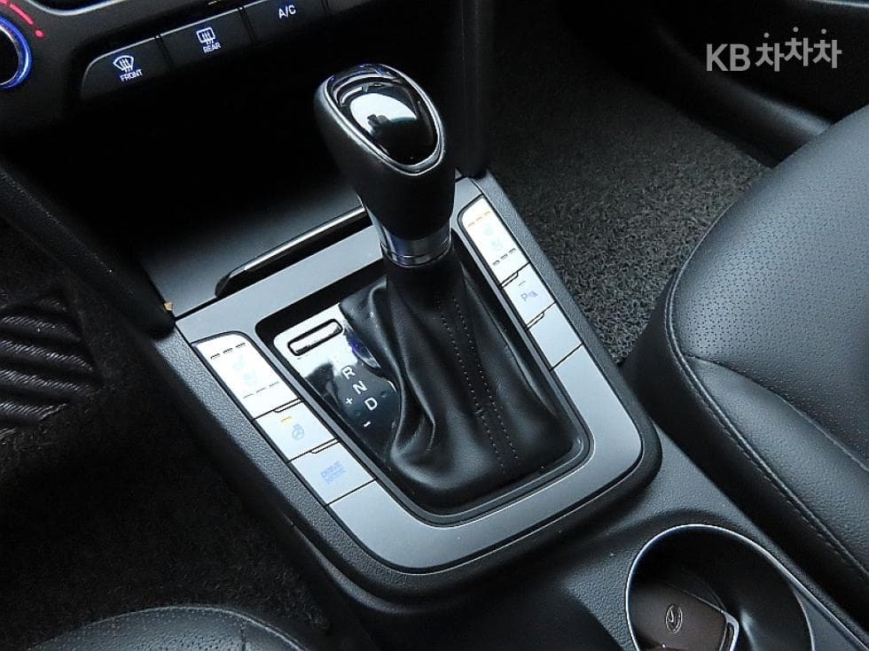 Хюндай Avante (Elantra)AD1.6 GDi Modern - 9