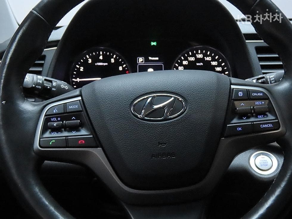 Хюндай Avante (Elantra)AD1.6 GDi Modern - 18