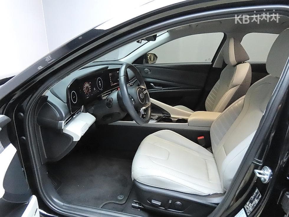 Hyundai All New Avante (Elantra)(CN7)1.6 Gasoline Inspiration - 10