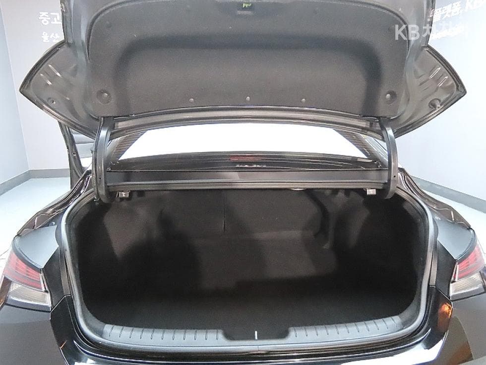 Hyundai All New Avante (Elantra)(CN7)1.6 Gasoline Inspiration - 19