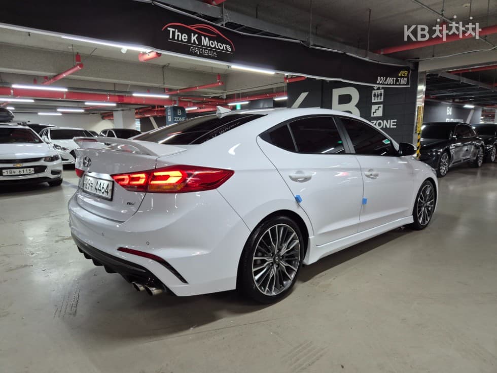 Хюндай Avante (Elantra)AD1.6 Турбо Бензин Директ Инжекция 스포츠 Extreme 셀렉션 - 3