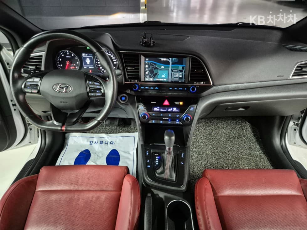 Хюндай Avante (Elantra)AD1.6 Турбо Бензин Директ Инжекция 스포츠 Extreme 셀렉션 - 5