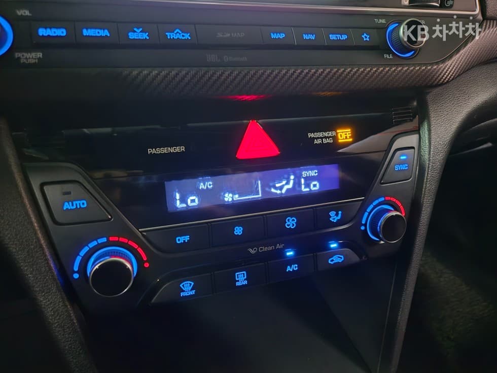 Хюндай Avante (Elantra)AD1.6 Турбо Бензин Директ Инжекция 스포츠 Extreme 셀렉션 - 15