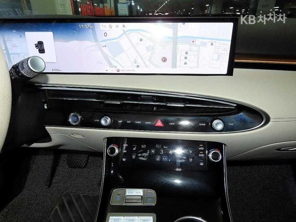 Дженезис GV70Бензин 2.5T 2WD - 11