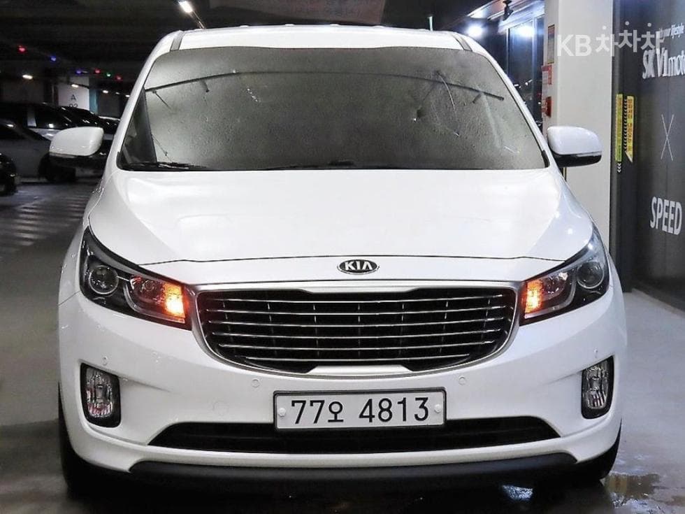 Киа All New Канивал 6Местен승 2.2 Дизел 휠체어 리프트 - Image 1