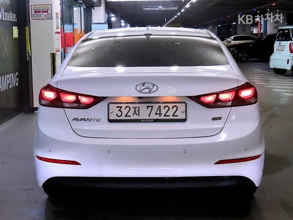 Хюндай Avante (Elantra)AD1.6 GDi Value Plus - 5