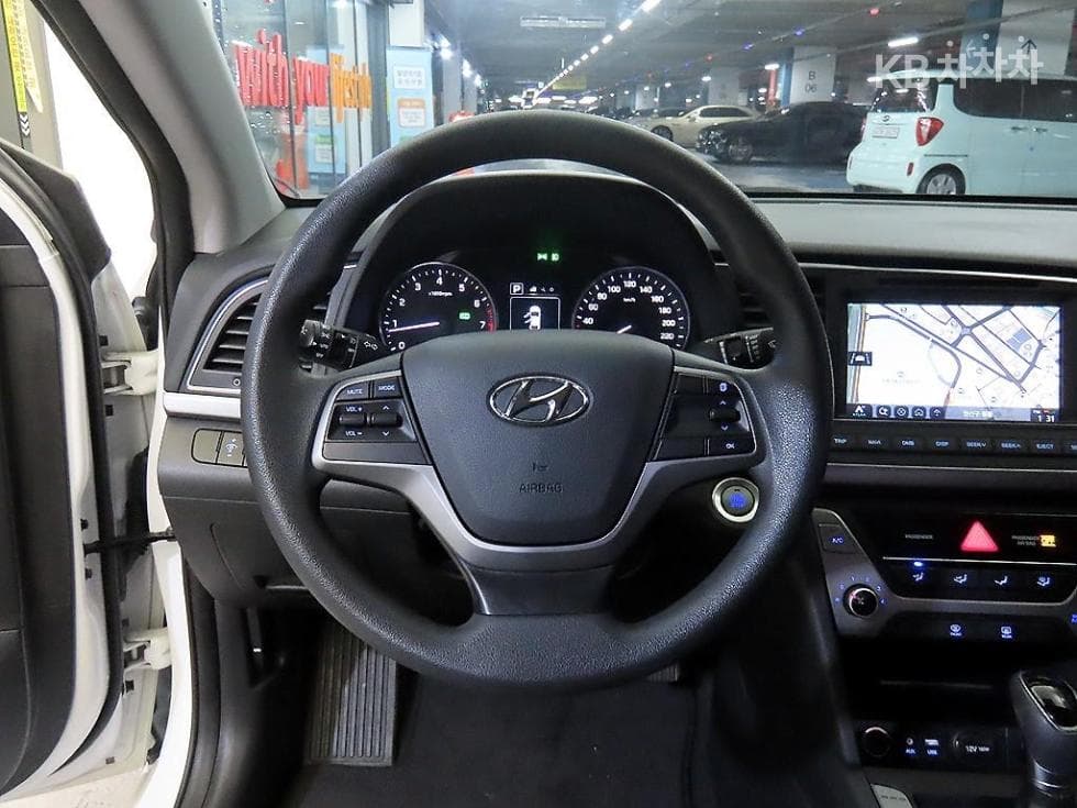 Хюндай Avante (Elantra)AD1.6 GDi Value Plus - 8