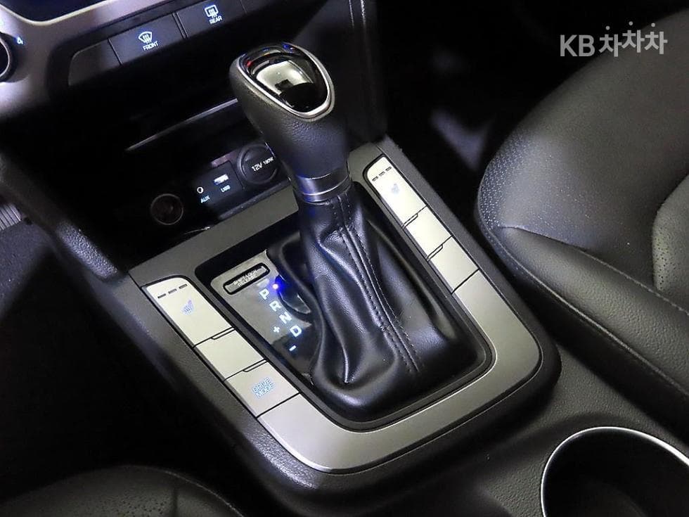 Хюндай Avante (Elantra)AD1.6 GDi Value Plus - 12