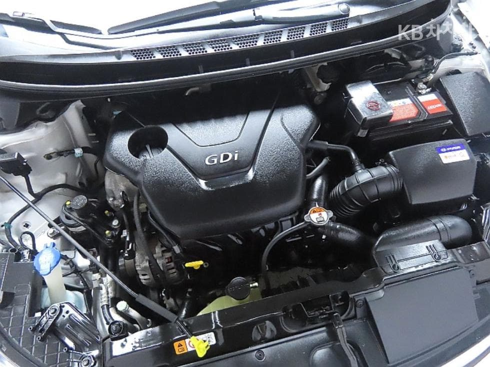 Hyundai Avante (Elantra)MDM16 GDi LUXURY - 7