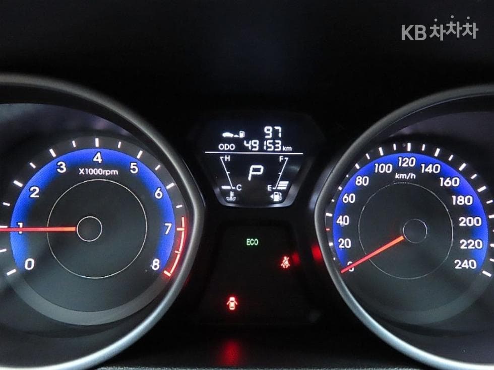 Hyundai Avante (Elantra)MDM16 GDi LUXURY - 8