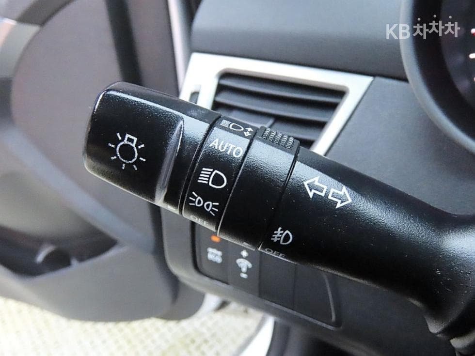 Hyundai Avante (Elantra)MDM16 GDi LUXURY - 14