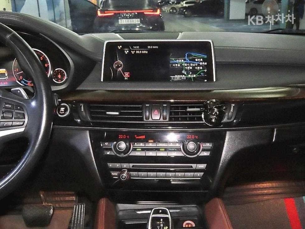 BMW X6(F16)xDrive 35i Стандартен - 11