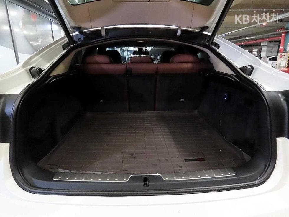 BMW X6(F16)xDrive 35i Стандартен - 17