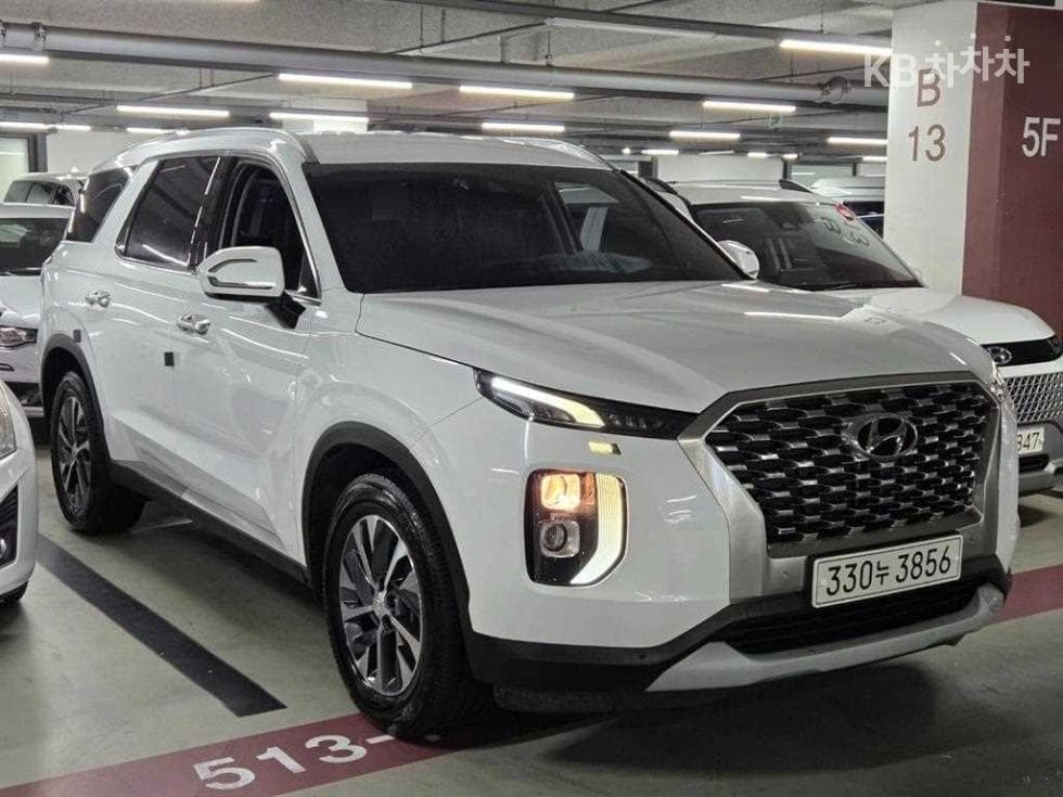 Хюндай Palisade2.2 Дизел 8-местен AWD Exclusive - 3