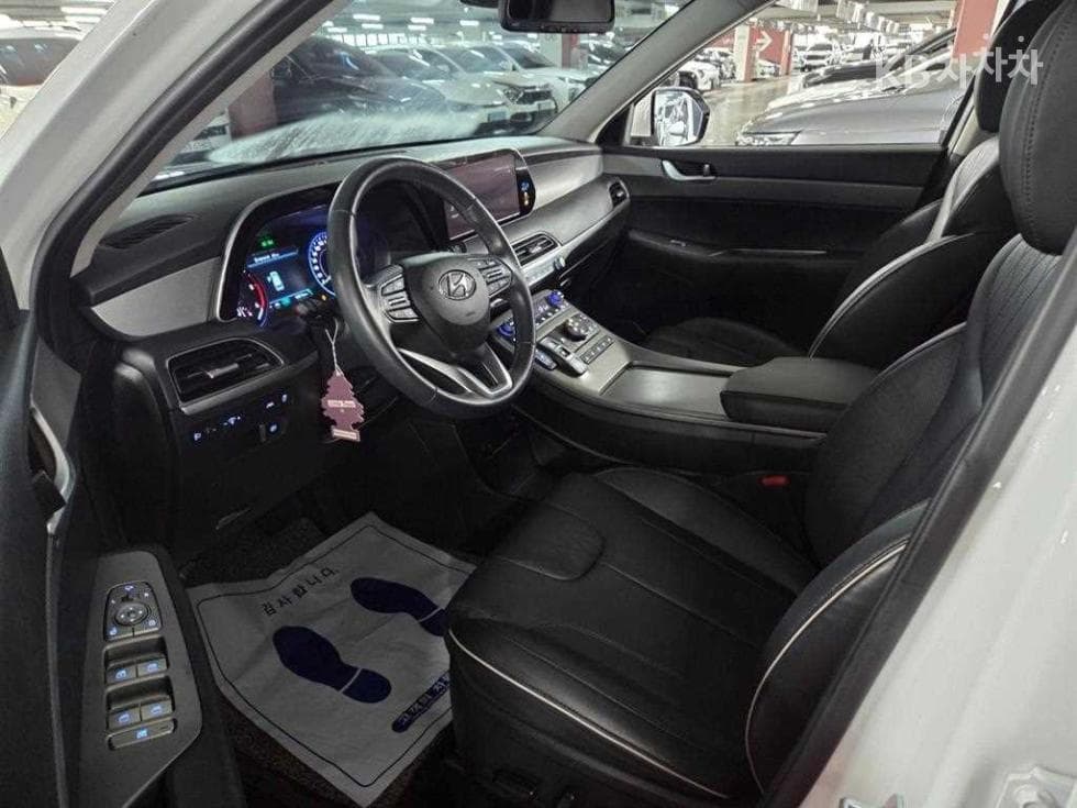 Хюндай Palisade2.2 Дизел 8-местен AWD Exclusive - 9