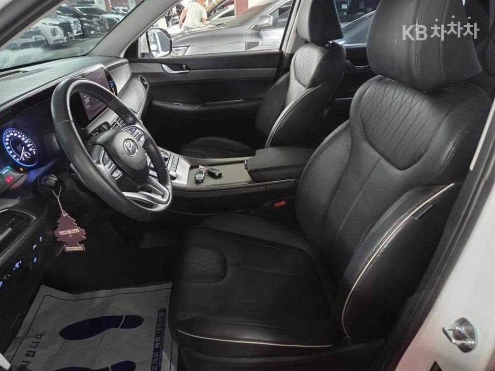 Хюндай Palisade2.2 Дизел 8-местен AWD Exclusive - 16