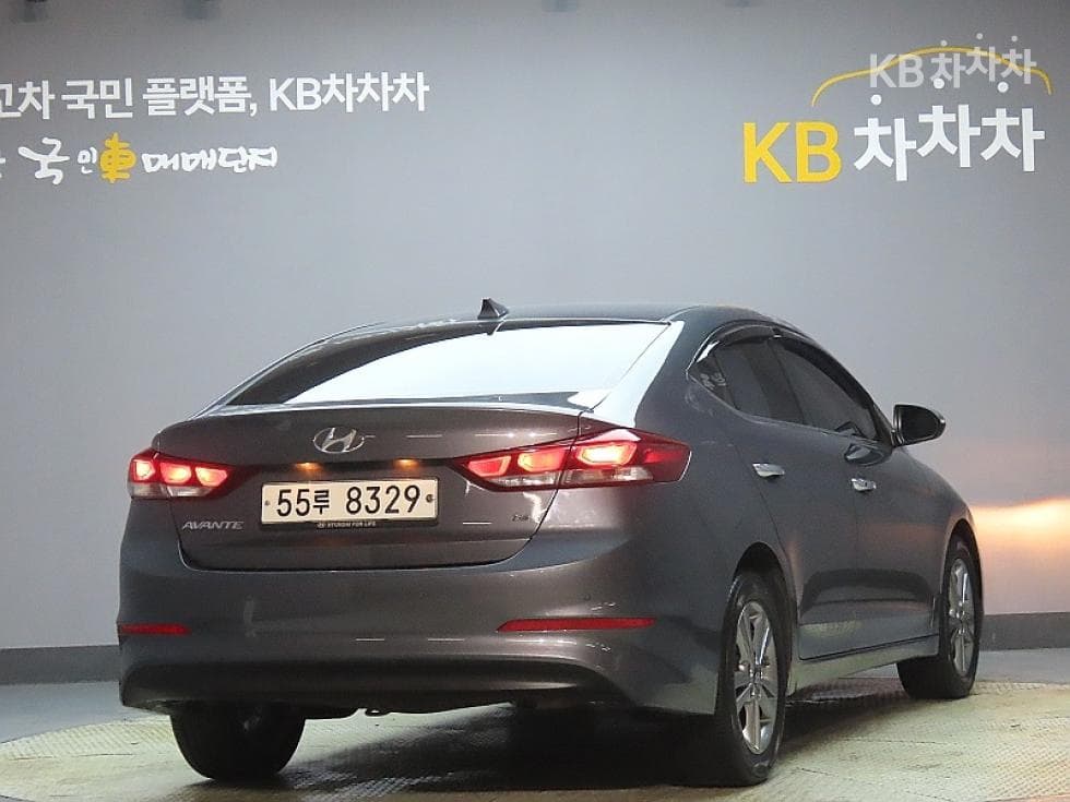 Хюндай Avante (Elantra)AD1.6 GDi Modern - 2