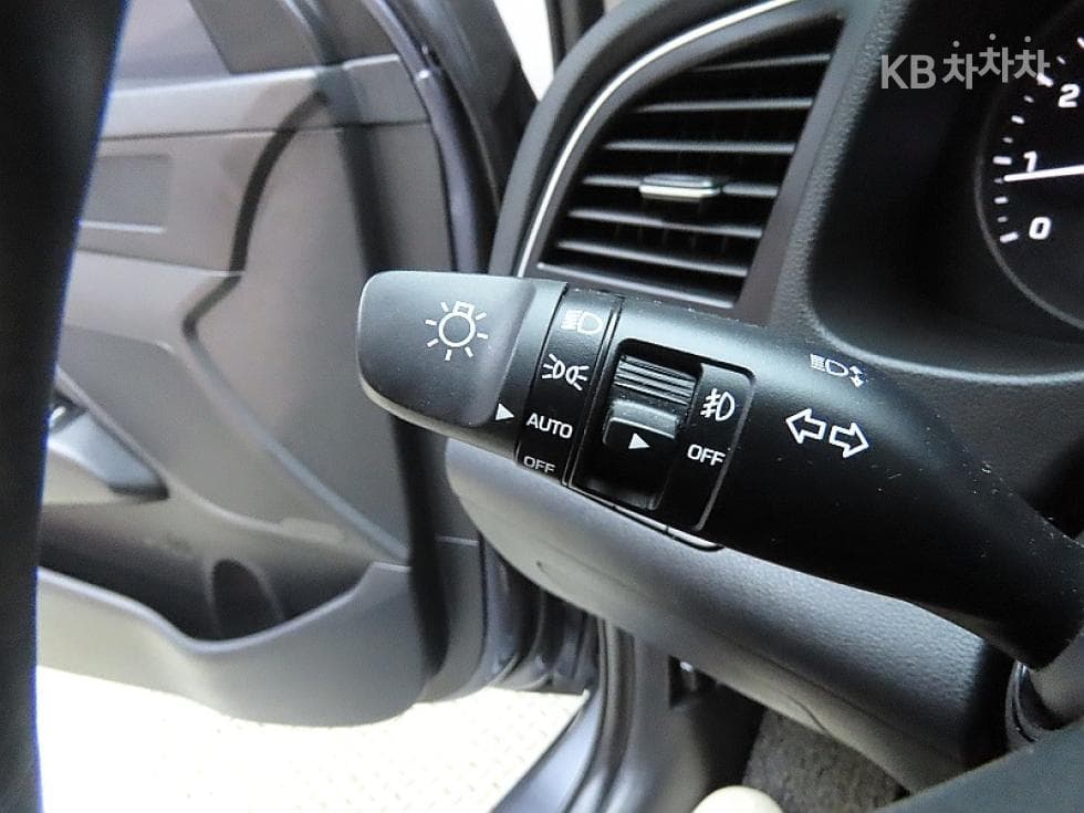 Хюндай Avante (Elantra)AD1.6 GDi Modern - 14