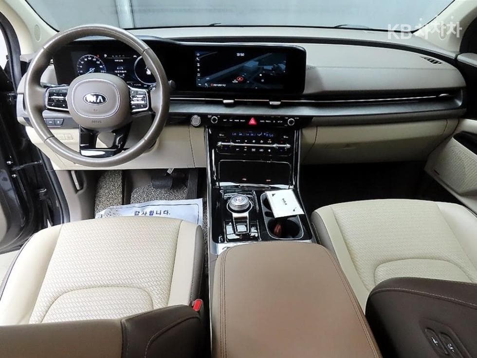 Kia Carnival 4th generationG3.5 GDI 7-seater (Limousine) Signature - 7