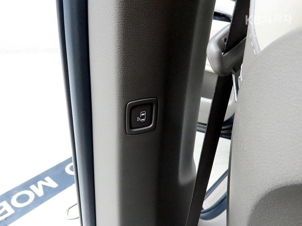 Kia Carnival 4th generationG3.5 GDI 7-seater (Limousine) Signature - 15