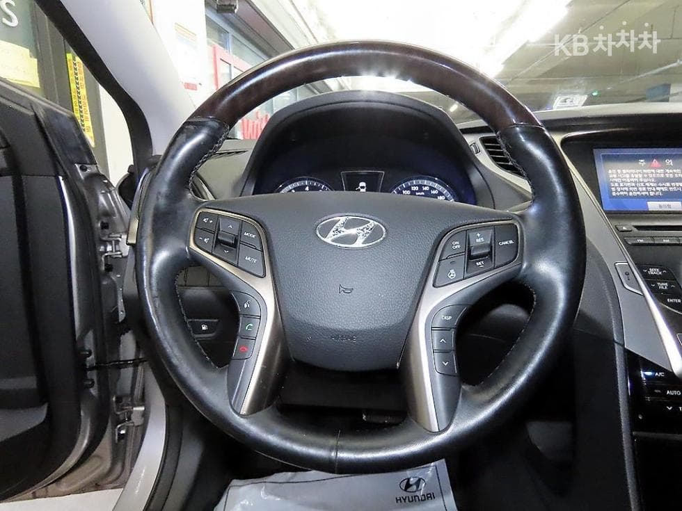Хюндай Grandeur (Azera)HGHG240 Лукс - 8