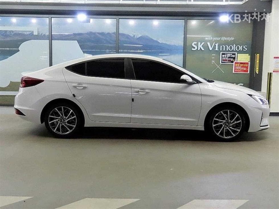 Хюндай The New (фейслифт) Avante (Elantra) ADSmartstream G1.6 Стил - 3
